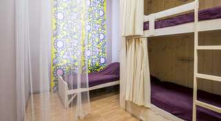 Гостиница YES! hostel Нижний Новгород Кровать в общем 7-местном номере для мужчин и женщин-4